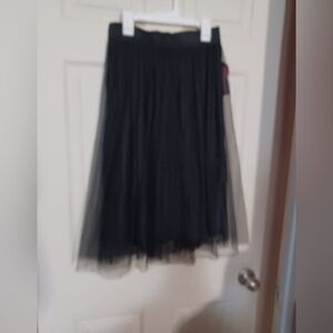 Silhouette Black Midi Tulle Skirt